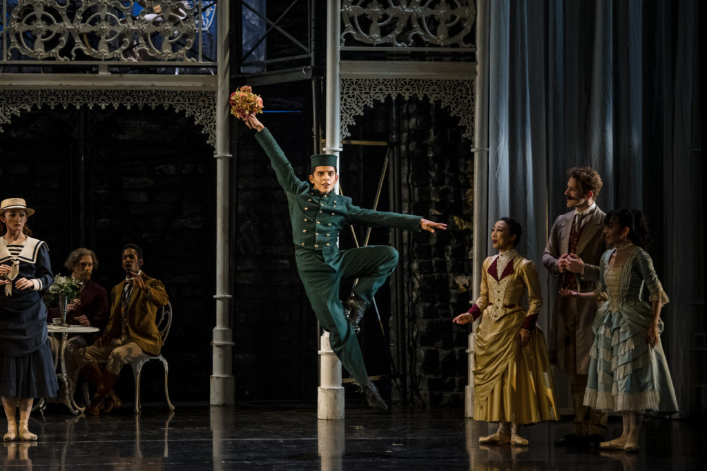 Michael Pink's "Dracula" |  Alejandro Gonzalez, Corps de Ballet | Photo by Kate Luber