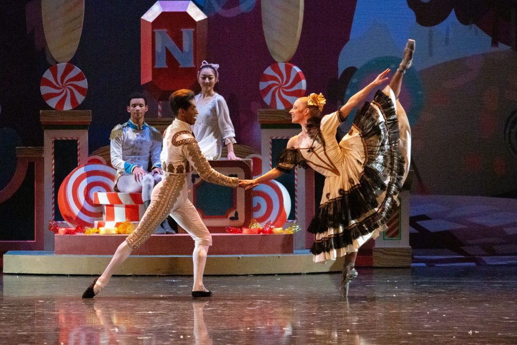 Robert Mills' "The Nutcracker" | Jonathan Batista, Principal, with Paige Brown, Corps de Ballet | Photo by Jana Carson
